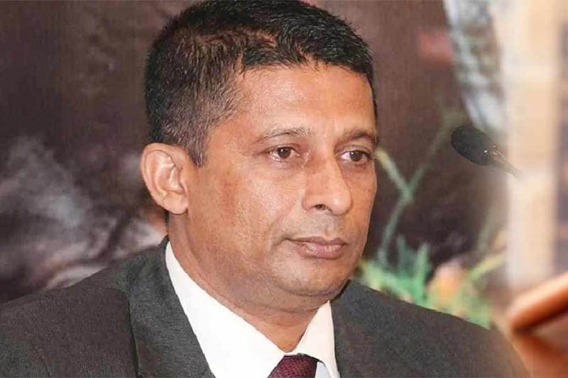 ஈஸ்டர் தாக்குதலின் போது சுரேஷ் சலே இலங்கையில் இருக்கவில்லை!