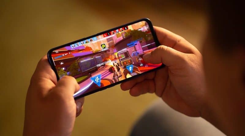 Mobile-Multiplayer-Games-800x445.jpg